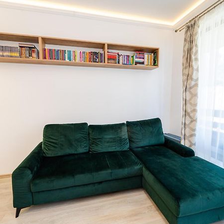 Cross Caraiman View 1 Apartment บุชเตนี ภายนอก รูปภาพ