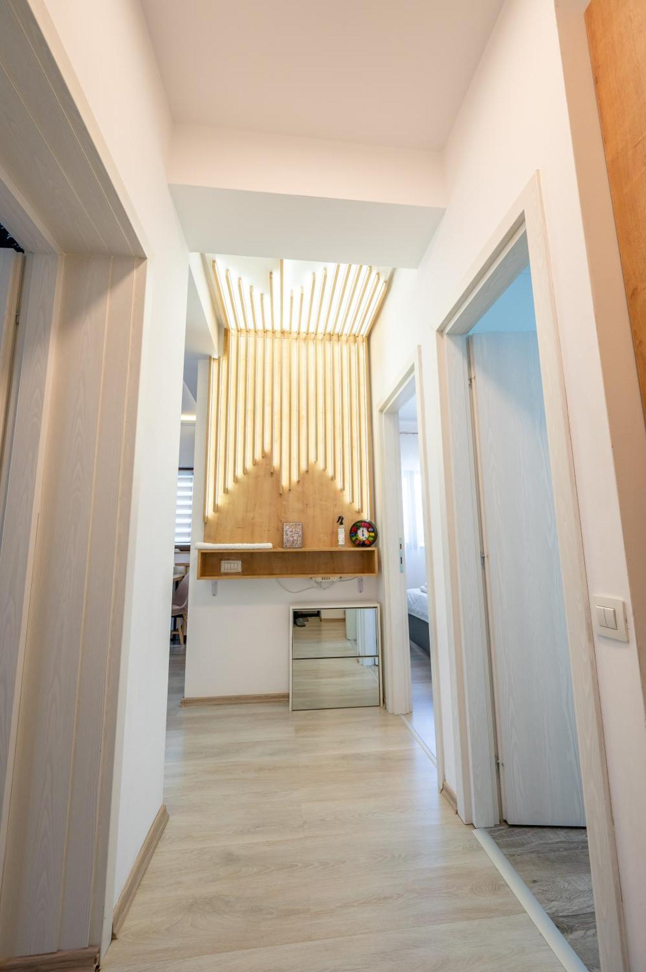 Cross Caraiman View 1 Apartment บุชเตนี ภายนอก รูปภาพ