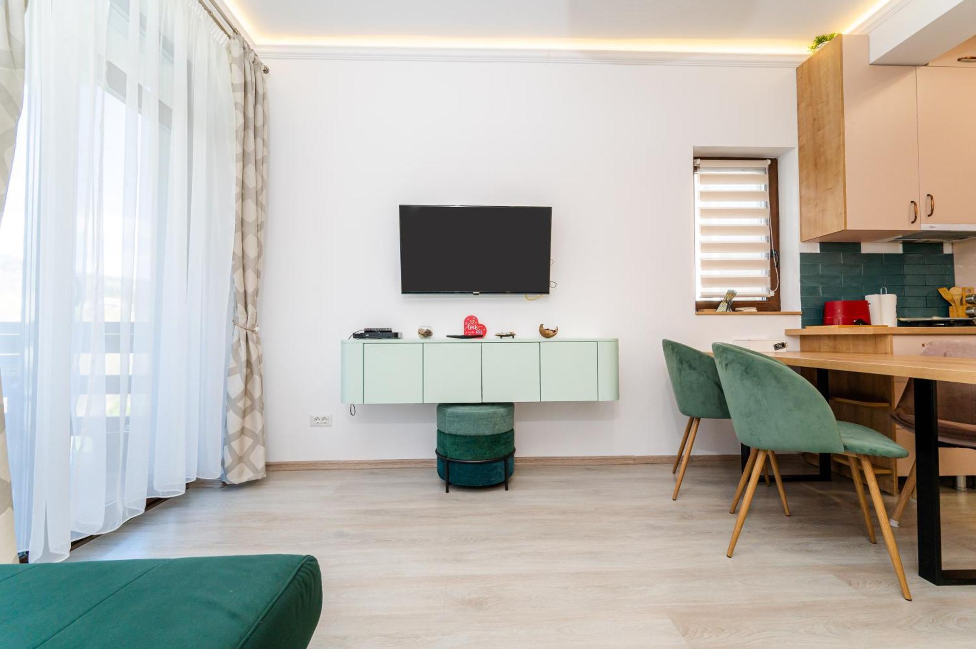 Cross Caraiman View 1 Apartment บุชเตนี ภายนอก รูปภาพ